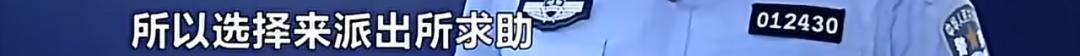 DƬ